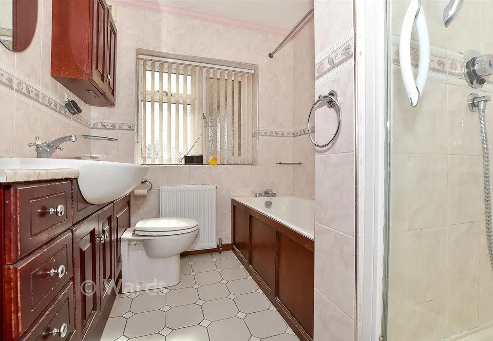 Bathroom - Eastwell Close, Paddock Wood, Tonbridge, Kent - Wards of Kent