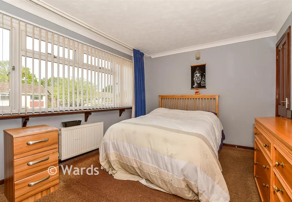 Bedroom 2 - Eastwell Close, Paddock Wood, Tonbridge, Kent - Wards of Kent