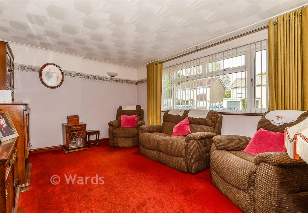 Lounge - Eastwell Close, Paddock Wood, Tonbridge, Kent - Wards of Kent