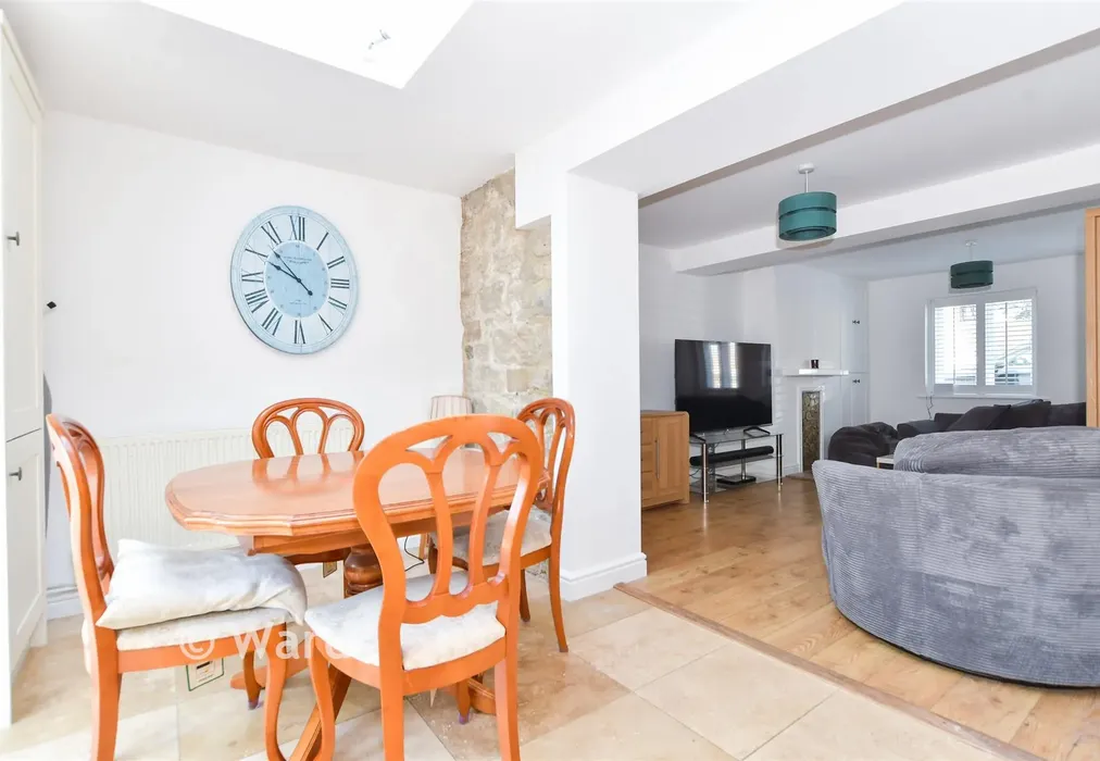 Kitchen/Dining Area - The Quarries, Boughton Monchelsea, Kent - Wards of Kent