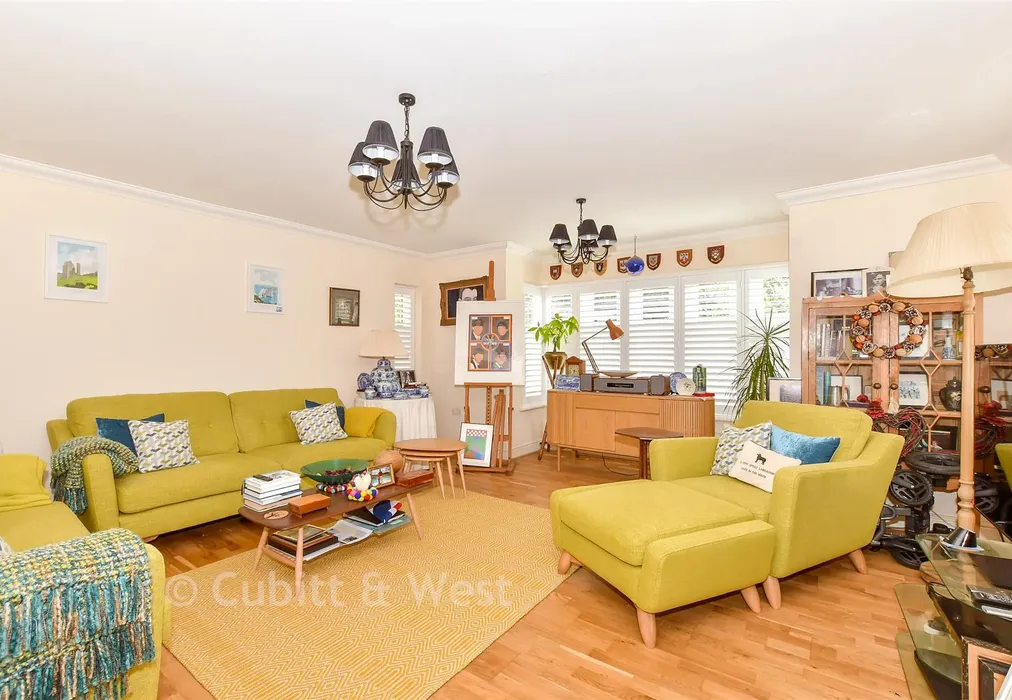 Lounge - Pears Grove, Southbourne, Emsworth, Hampshire - Wards of Kent
