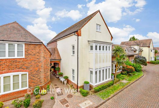 Pears Grove, Southbourne, Emsworth, Hampshire - Wards of Kent