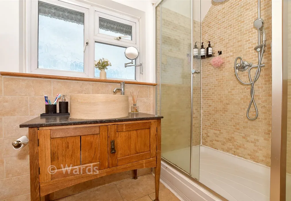 En-Suite Shower Room - South Road, Marden, Tonbridge, Kent - Wards of Kent