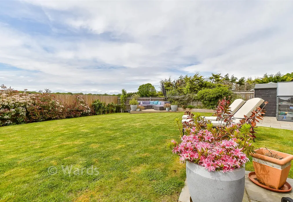 Rear Garden - Bletchingley Farm Court, Staplehurst, Tonbridge, Kent - Wards of Kent
