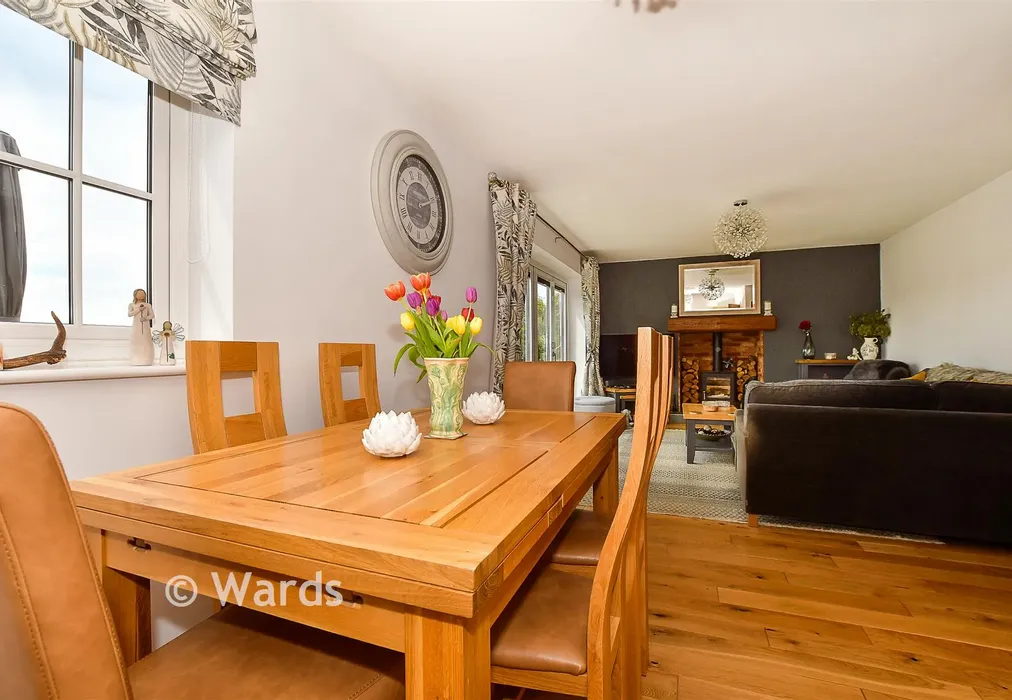 Lounge/Diner - Bletchingley Farm Court, Staplehurst, Tonbridge, Kent - Wards of Kent