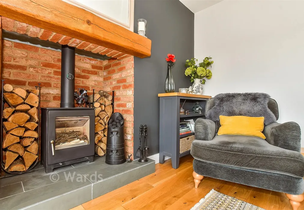 Internal Feature - Bletchingley Farm Court, Staplehurst, Tonbridge, Kent - Wards of Kent