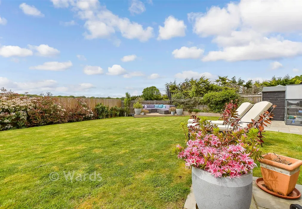 Rear Garden - Bletchingley Farm Court, Staplehurst, Tonbridge, Kent - Wards of Kent