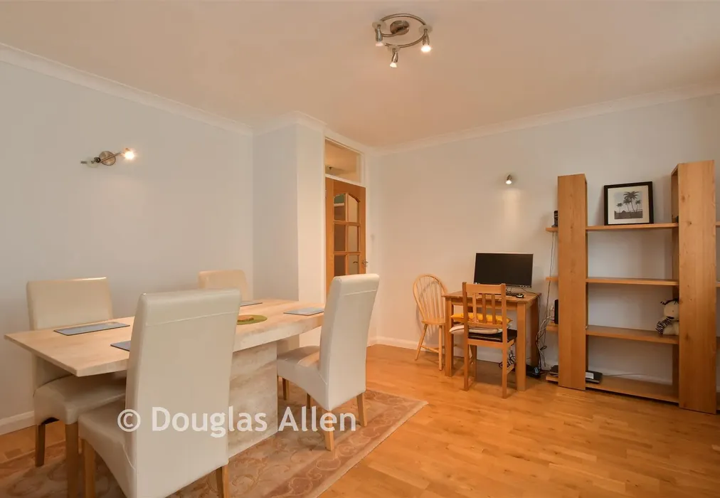 Lounge/Dining Room - Dacre Gardens, Chigwell, Essex - Wards of Kent