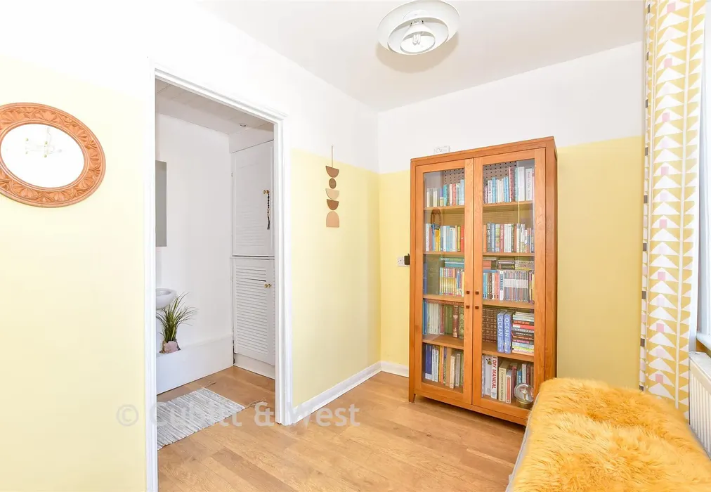 Study - Atherley Road, Hayling Island, Hampshire - Wards of Kent