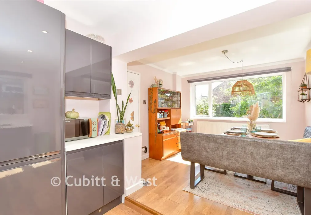 Kitchen - Atherley Road, Hayling Island, Hampshire - Wards of Kent