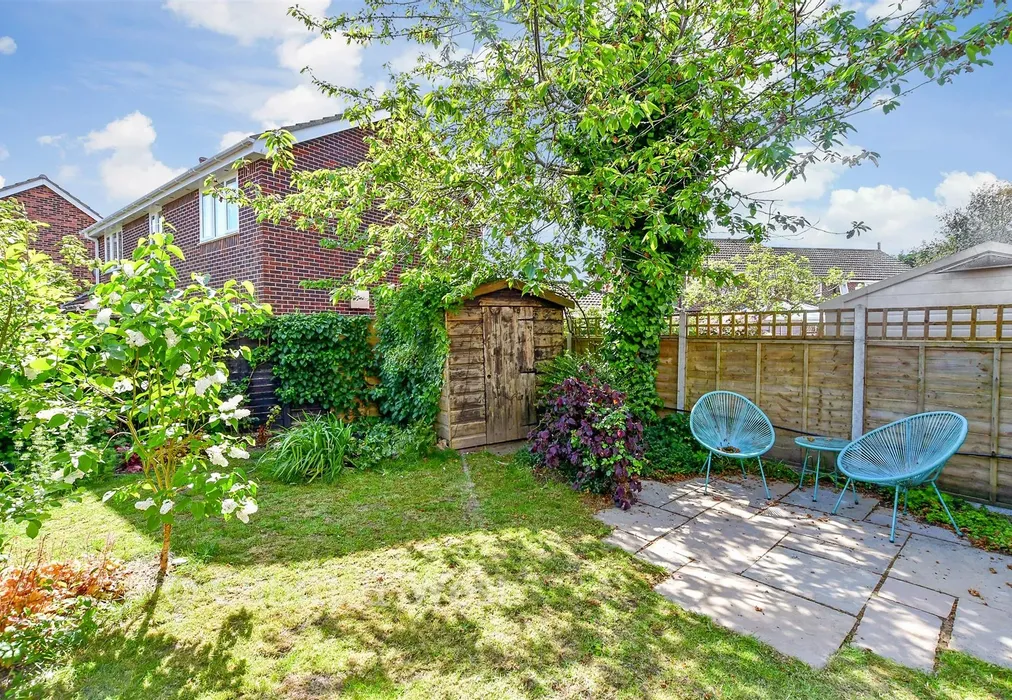 Rear Garden - Atherley Road, Hayling Island, Hampshire - Wards of Kent