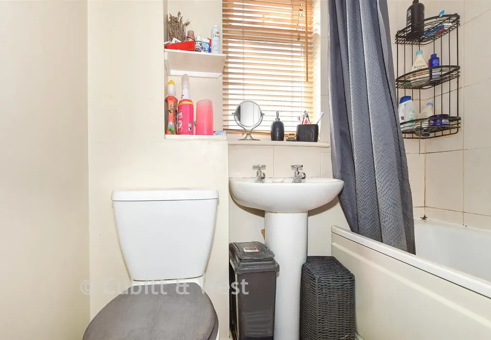 Bathroom - Hillingdale, Broadfield, West Sussex - Wards of Kent