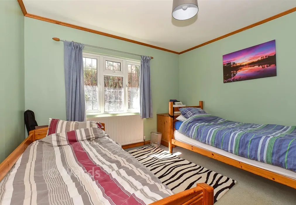 Bedroom 2 - Birch Close, Hildenborough, Tonbridge, Kent - Wards of Kent