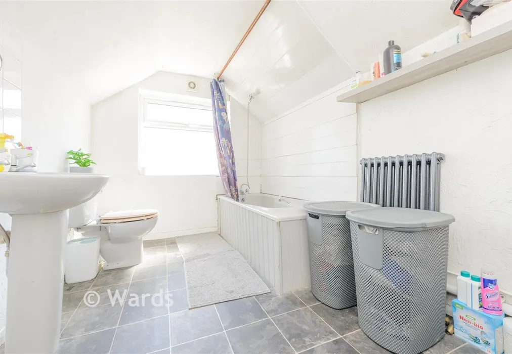 Bathroom - Borden Lane, Sittingbourne, Kent - Wards of Kent