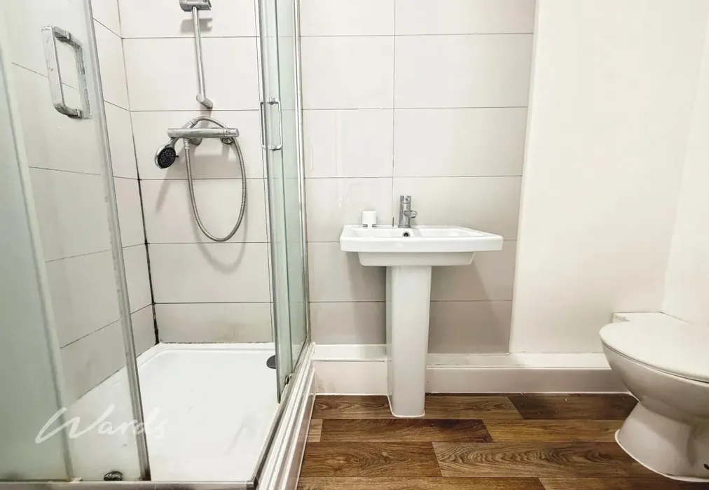 Shower Room - High Street Swanley BR8 - Wards of Kent