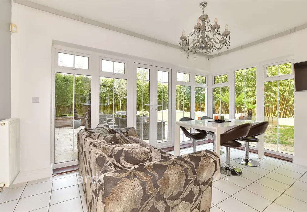 Kitchen/ Breakfast Room - Bill Deedes Way, Aldington, Ashford, Kent - Wards of Kent