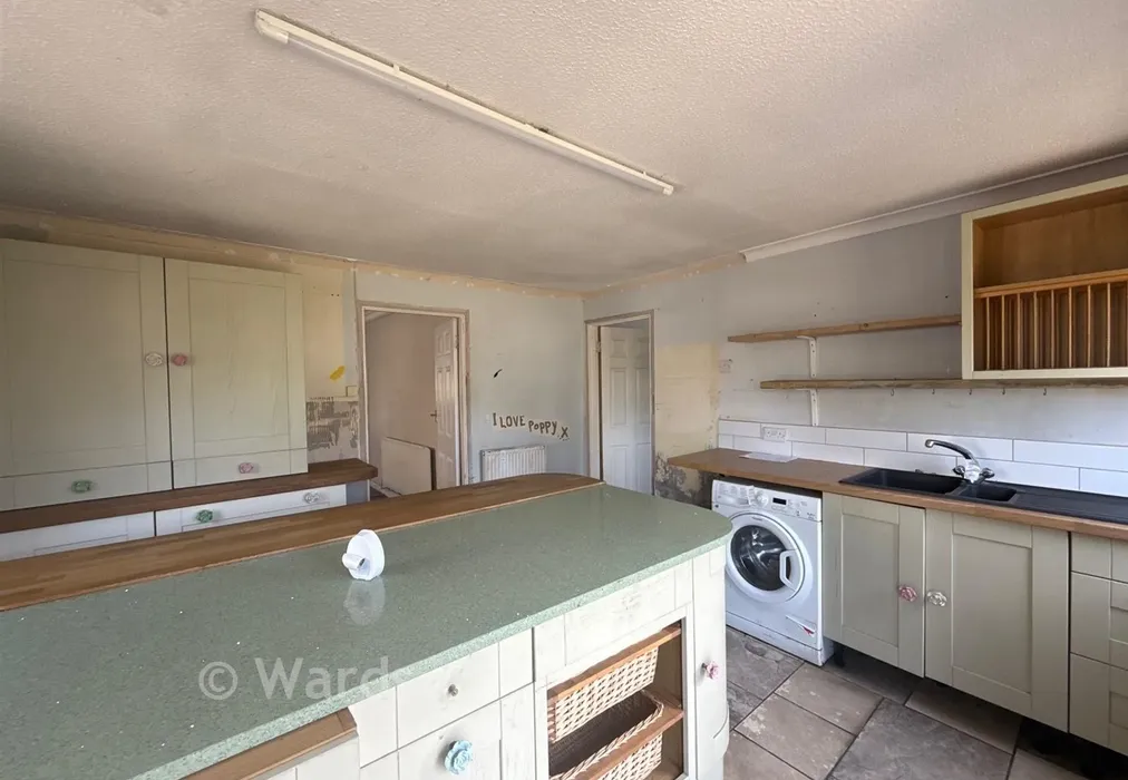 Kitchen - Bobbing Hill, Bobbing, Kent - Wards of Kent