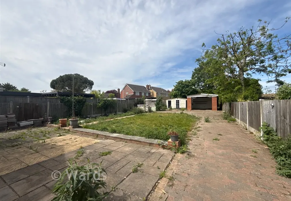 Garden - Bobbing Hill, Bobbing, Kent - Wards of Kent
