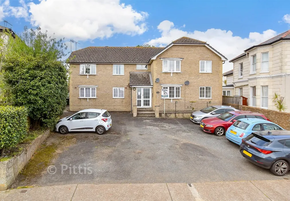 External (Web) - Royal Crescent, Sandown, Isle of Wight - Wards of Kent