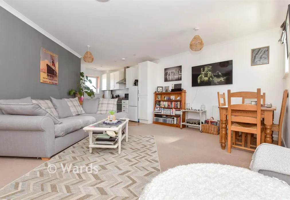 Lounge/Diner - Palmer Drive, Hythe, Kent - Wards of Kent