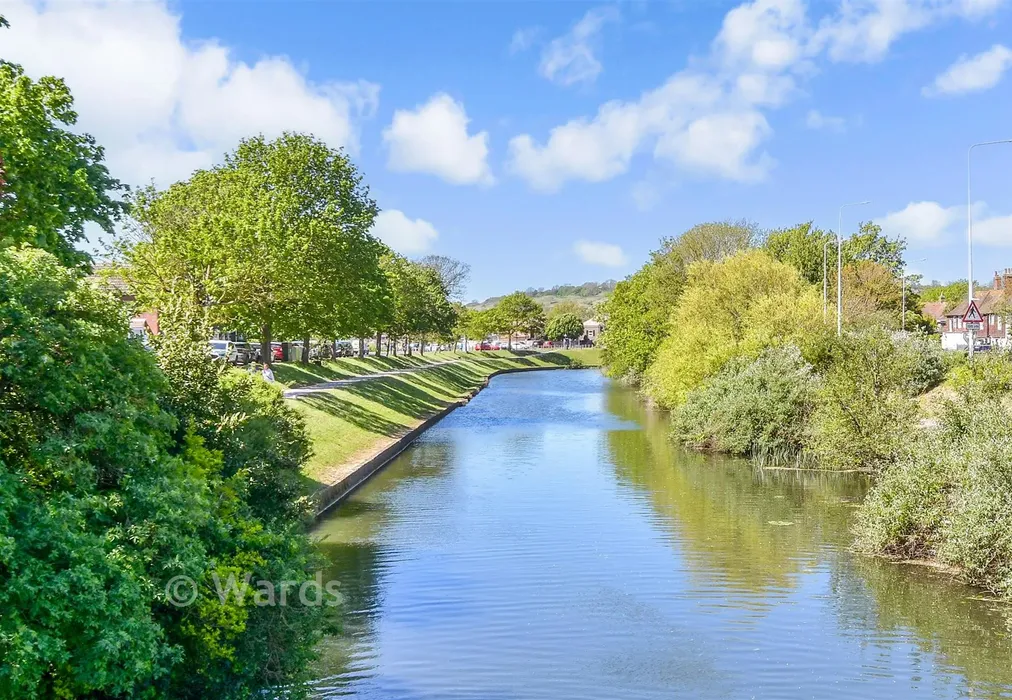 Surrounding Area - Palmer Drive, Hythe, Kent - Wards of Kent
