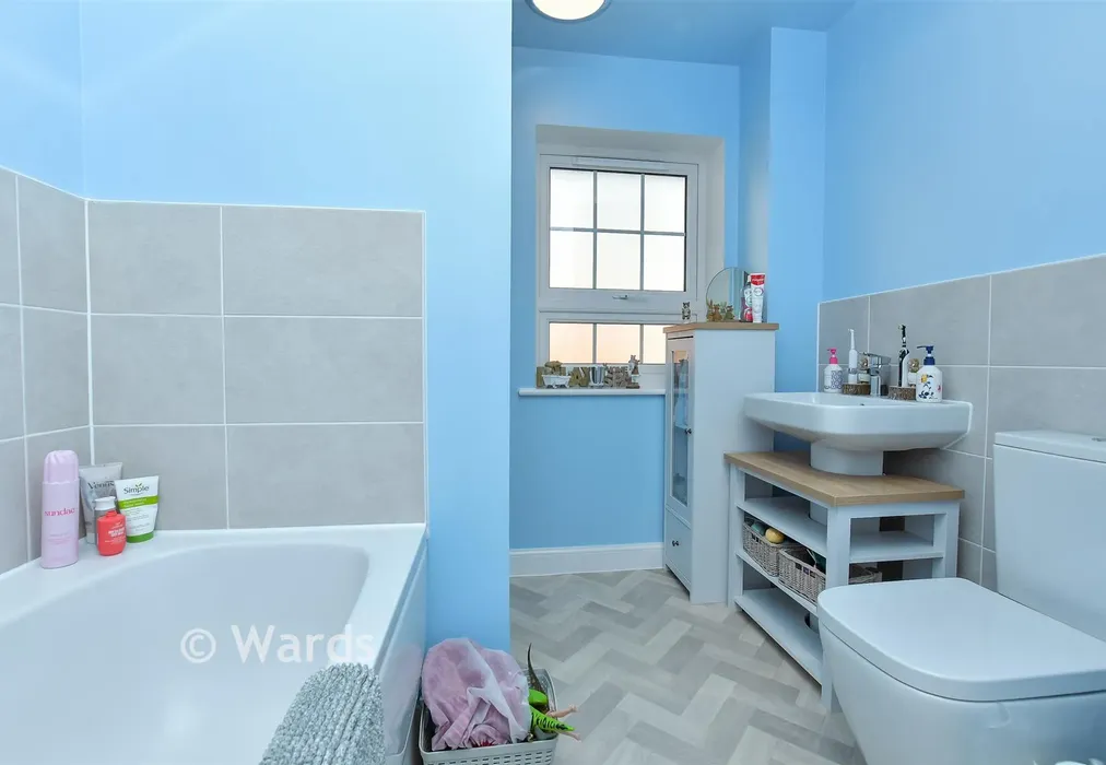 Bathroom - Ashmeads Rise, Borden, Sittingbourne, Kent - Wards of Kent