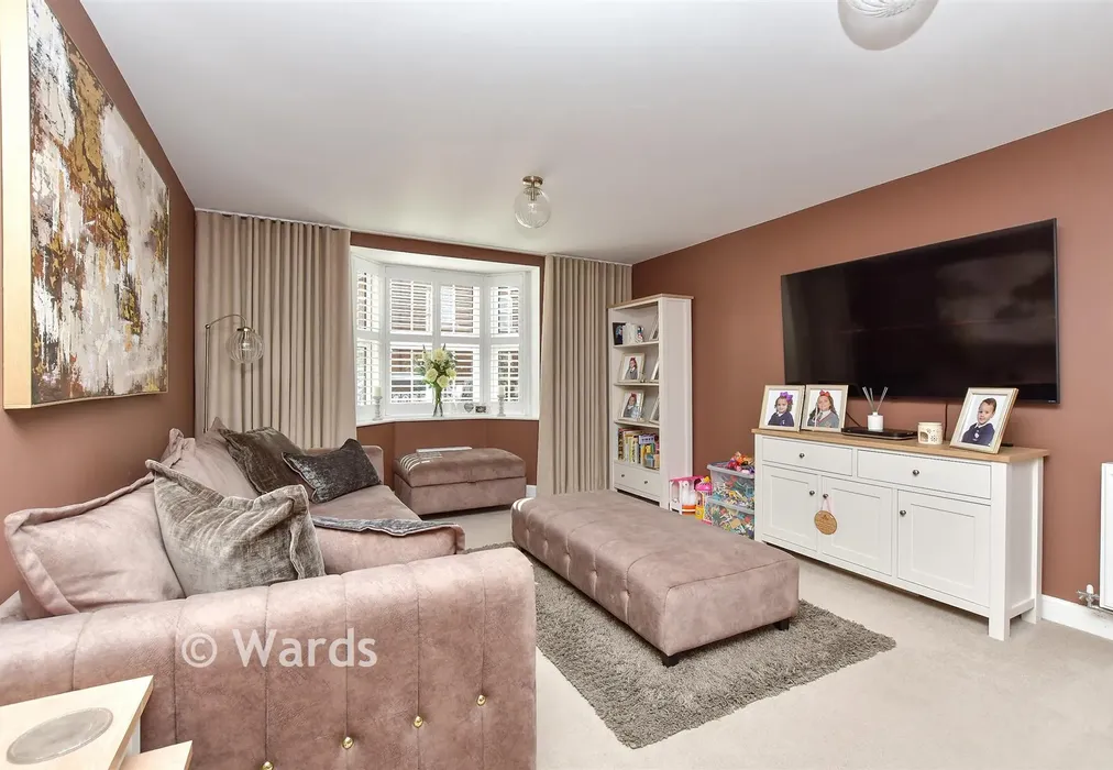 Lounge - Ashmeads Rise, Borden, Sittingbourne, Kent - Wards of Kent
