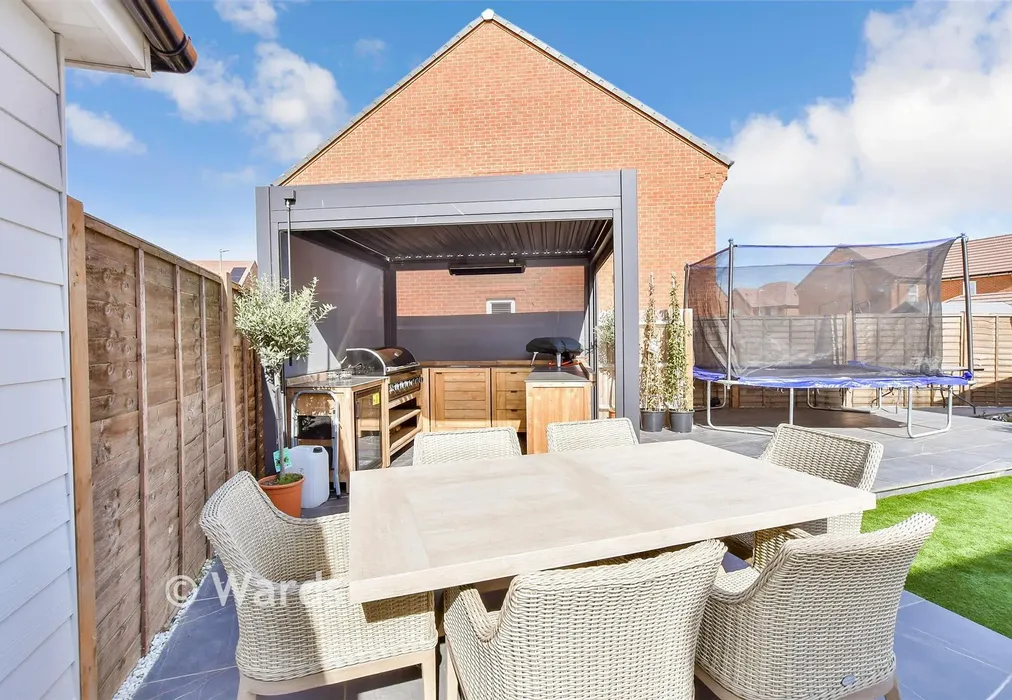 Rear Garden - Ashmeads Rise, Borden, Sittingbourne, Kent - Wards of Kent