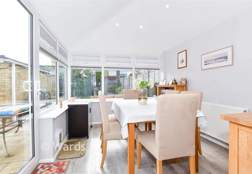 Sun Room - Whitebeam Drive, Coxheath, Maidstone, Kent - Wards of Kent