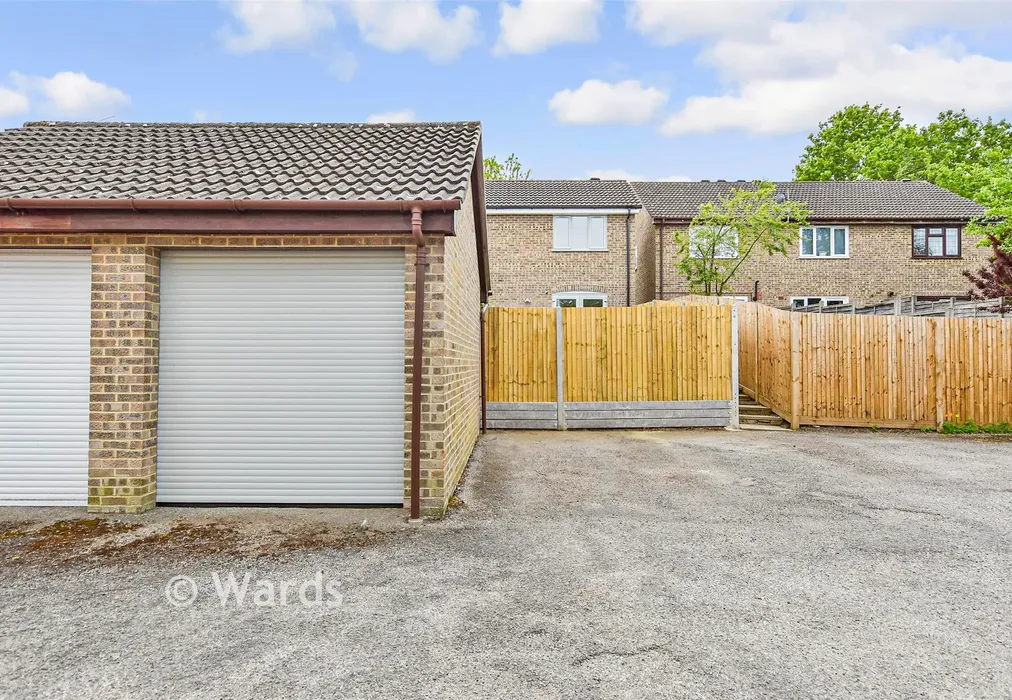 Garage - Grampian Way, Downswood, Maidstone, Kent - Wards of Kent