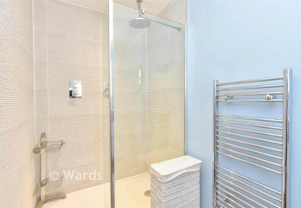 En-Suite Shower Room - Horselees Road, Boughton-Under-Blean, Kent - Wards of Kent