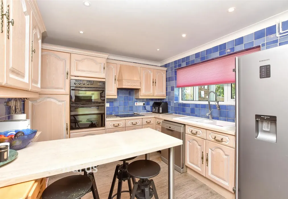 Kitchen/Breakfast Room - Horselees Road, Boughton-Under-Blean, Kent - Wards of Kent