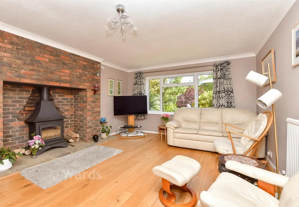 Lounge - Horselees Road, Boughton-Under-Blean, Kent - Wards of Kent