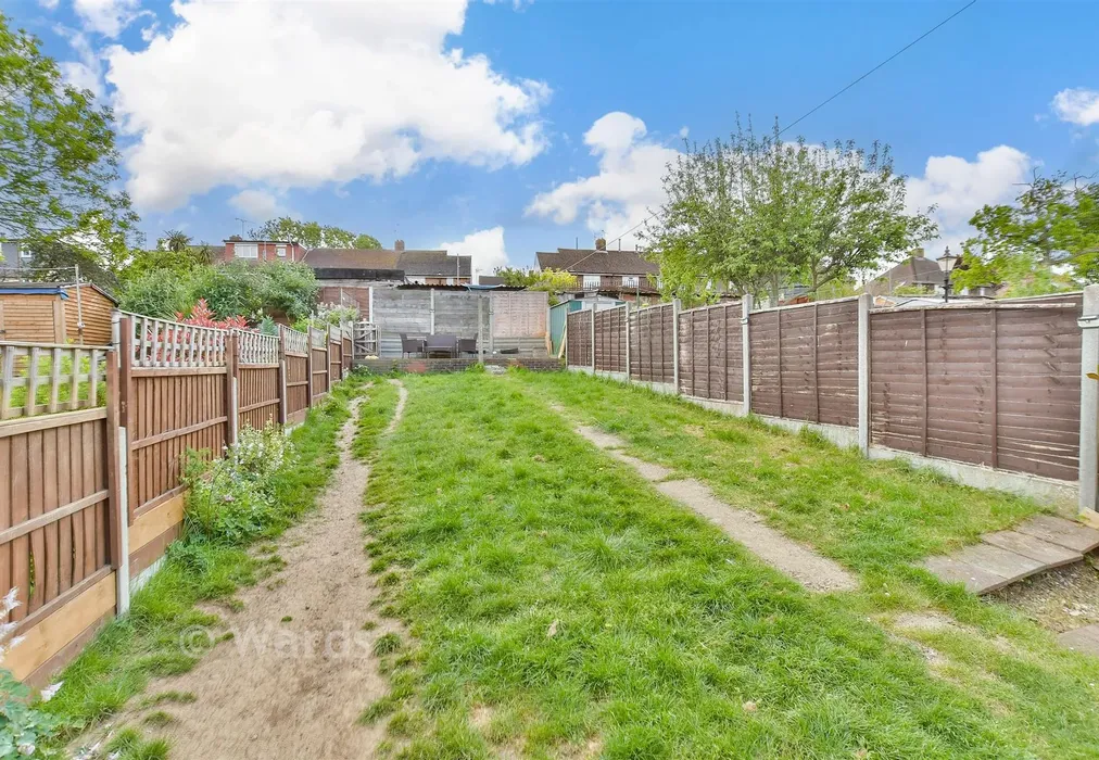Rear Garden - Roosevelt Avenue, Chatham, Kent - Wards of Kent