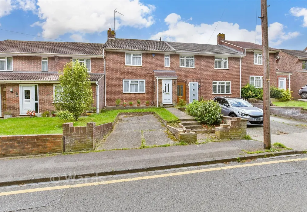 Driveway/Parking - Roosevelt Avenue, Chatham, Kent - Wards of Kent