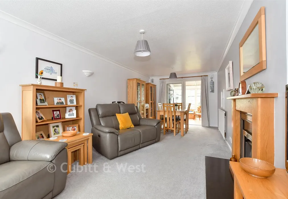 Lounge/Dining Room - Corsletts Avenue, Broadbridge Heath, Horsham, West Sussex - Wards of Kent
