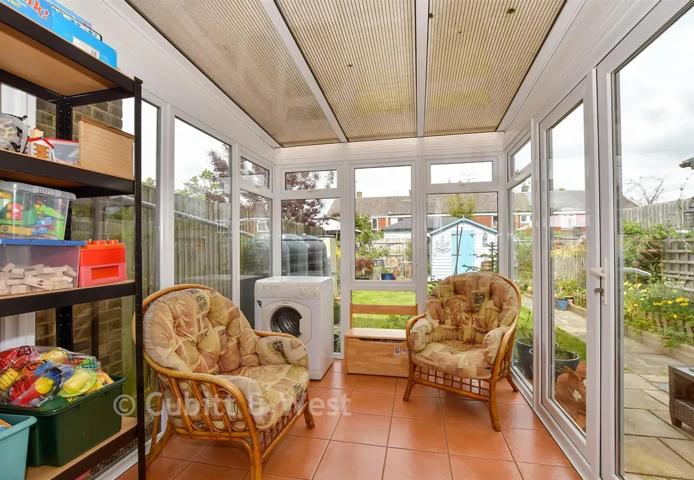 Conservatory - Corsletts Avenue, Broadbridge Heath, Horsham, West Sussex - Wards of Kent