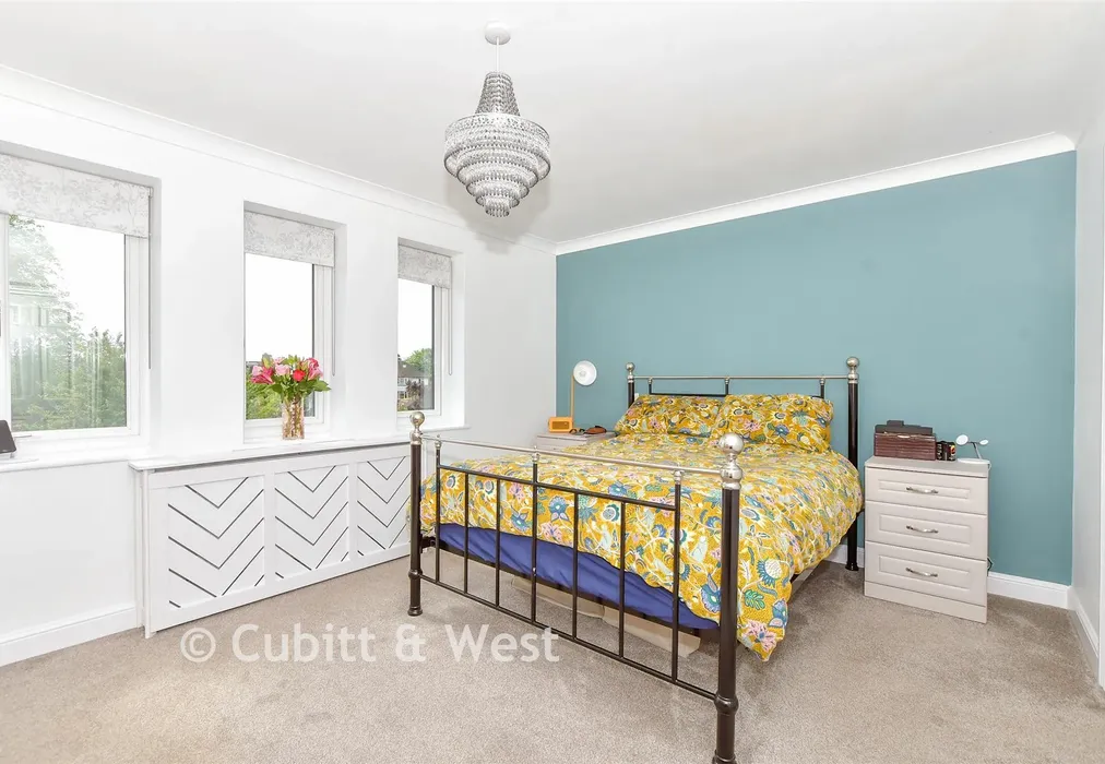Bedroom 1 - Waterside Drive, Chichester, West Sussex - Wards of Kent