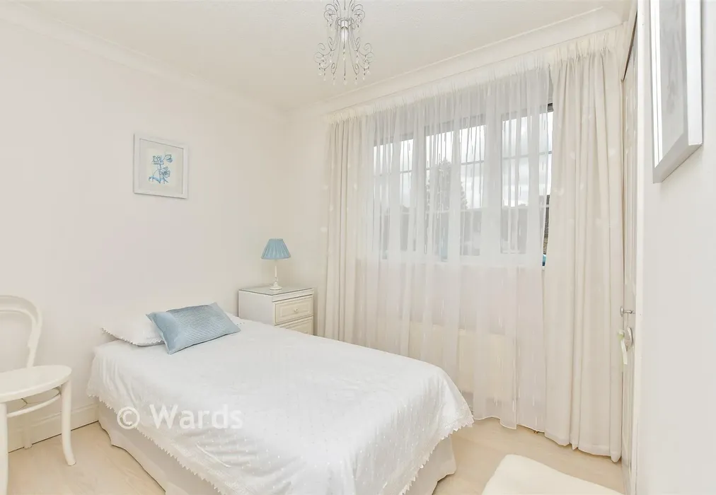 Bedroom 3 - Greenfinches, Hempstead, Kent - Wards of Kent