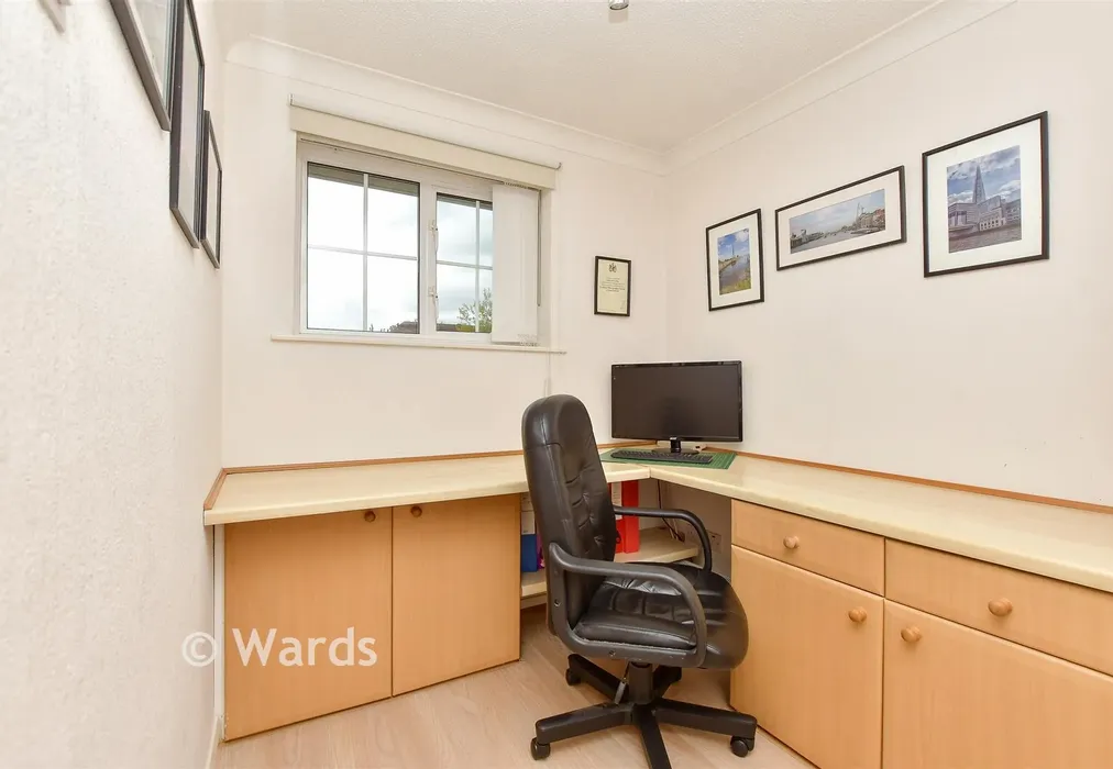 Bedroom 4 - Greenfinches, Hempstead, Kent - Wards of Kent