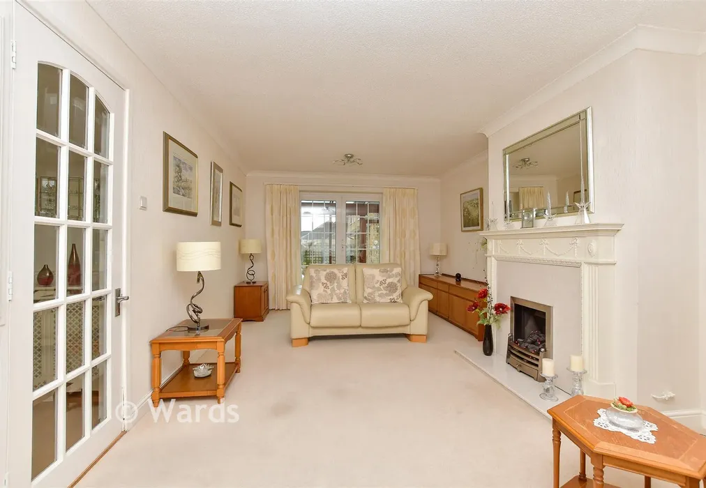 Lounge/Diner - Greenfinches, Hempstead, Kent - Wards of Kent