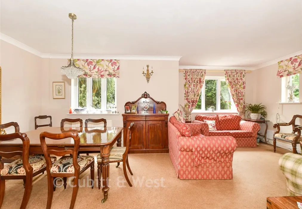 Lounge/Dining Room. - Hammingden Lane, Ardingly, Haywards Heath, West Sussex - Wards of Kent