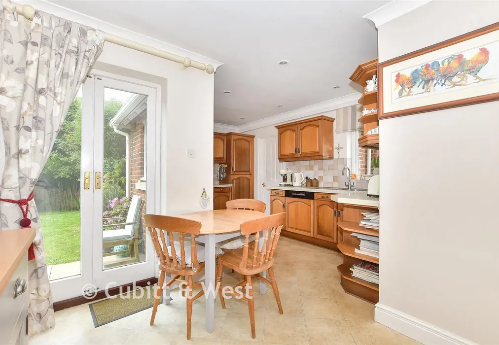 Kitchen/Breakfast Room - Hammingden Lane, Ardingly, Haywards Heath, West Sussex - Wards of Kent