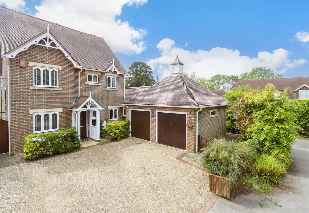 External (Brochure) - Hammingden Lane, Ardingly, Haywards Heath, West Sussex - Wards of Kent