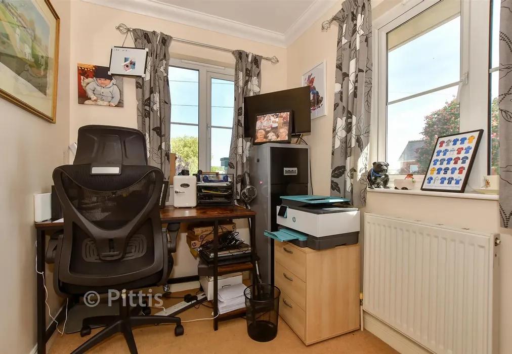 Bedroom 4 - Tamar Close, Sandown, Isle of Wight - Wards of Kent