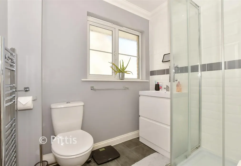 Shower Room - Tamar Close, Sandown, Isle of Wight - Wards of Kent