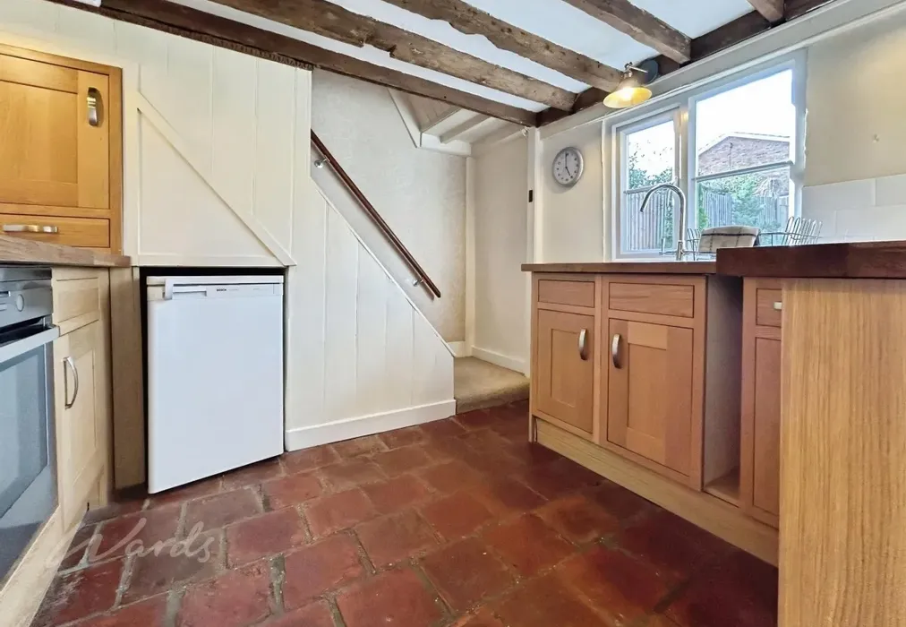 kitchen - Shipbourne Road Tonbridge TN10 - Wards of Kent