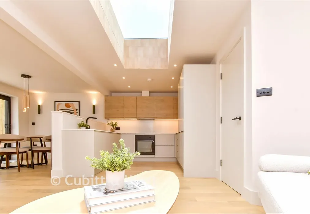 Internal Lifestyle Photograph - Overhill Drive, Brighton, East Sussex - Wards of Kent