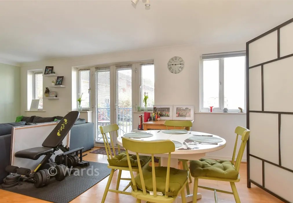 Lounge/Diner - Florin Drive, Rochester, Kent - Wards of Kent