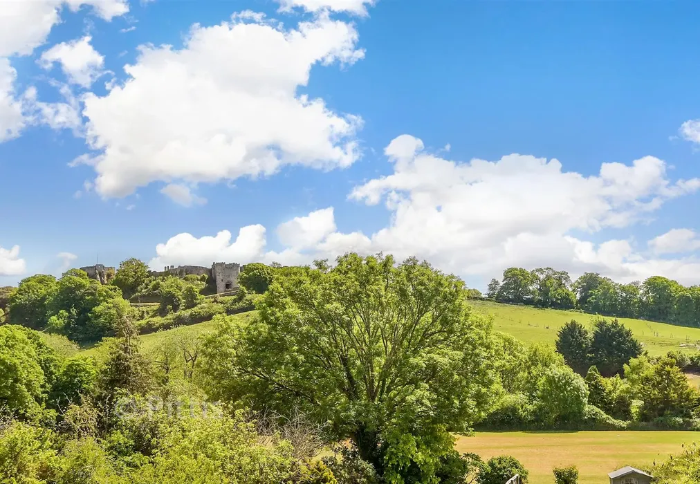 Views To Rear - Clatterford Road, Newport, Isle of Wight - Wards of Kent